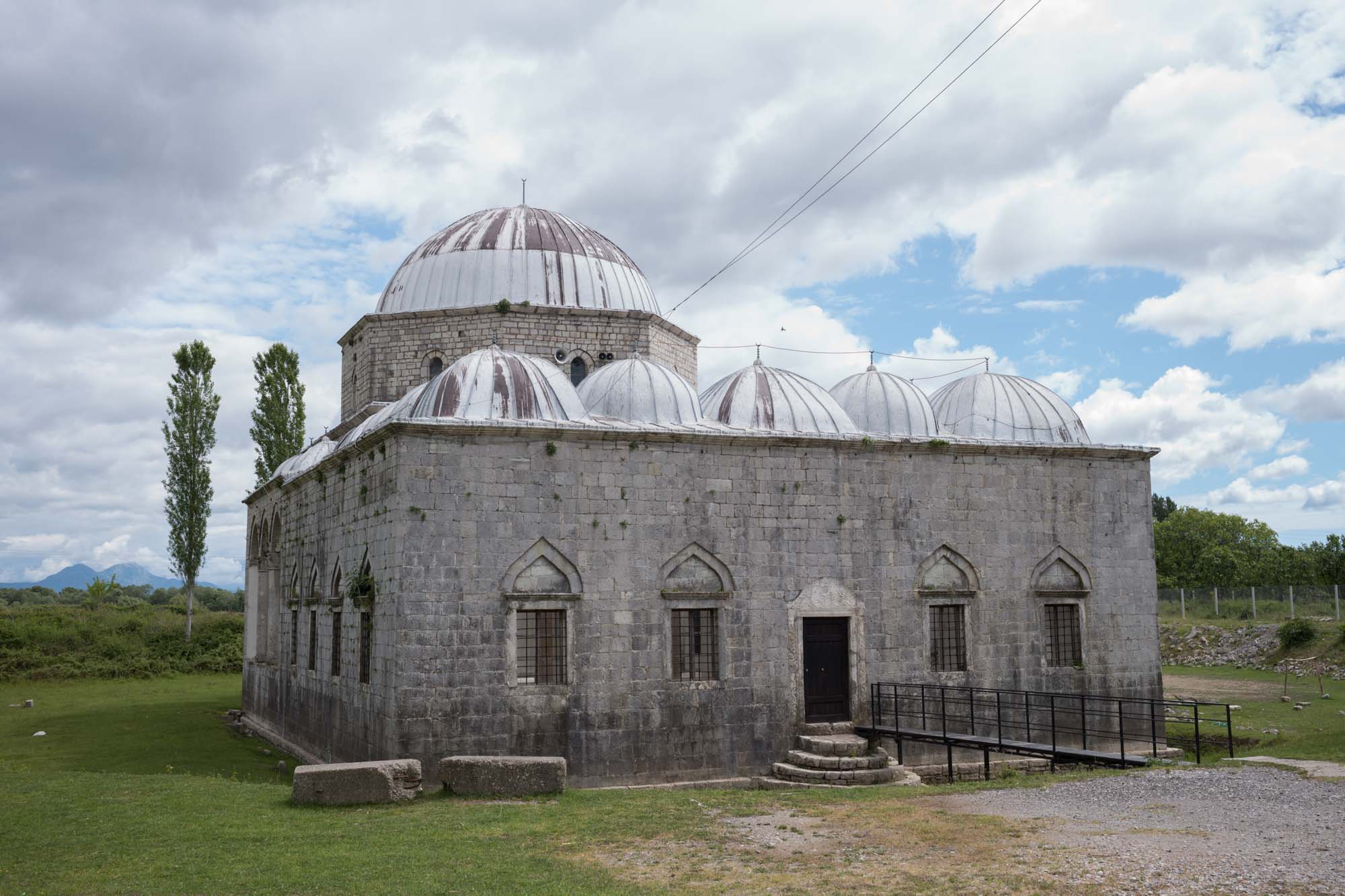 06 Albania 011 L1001423