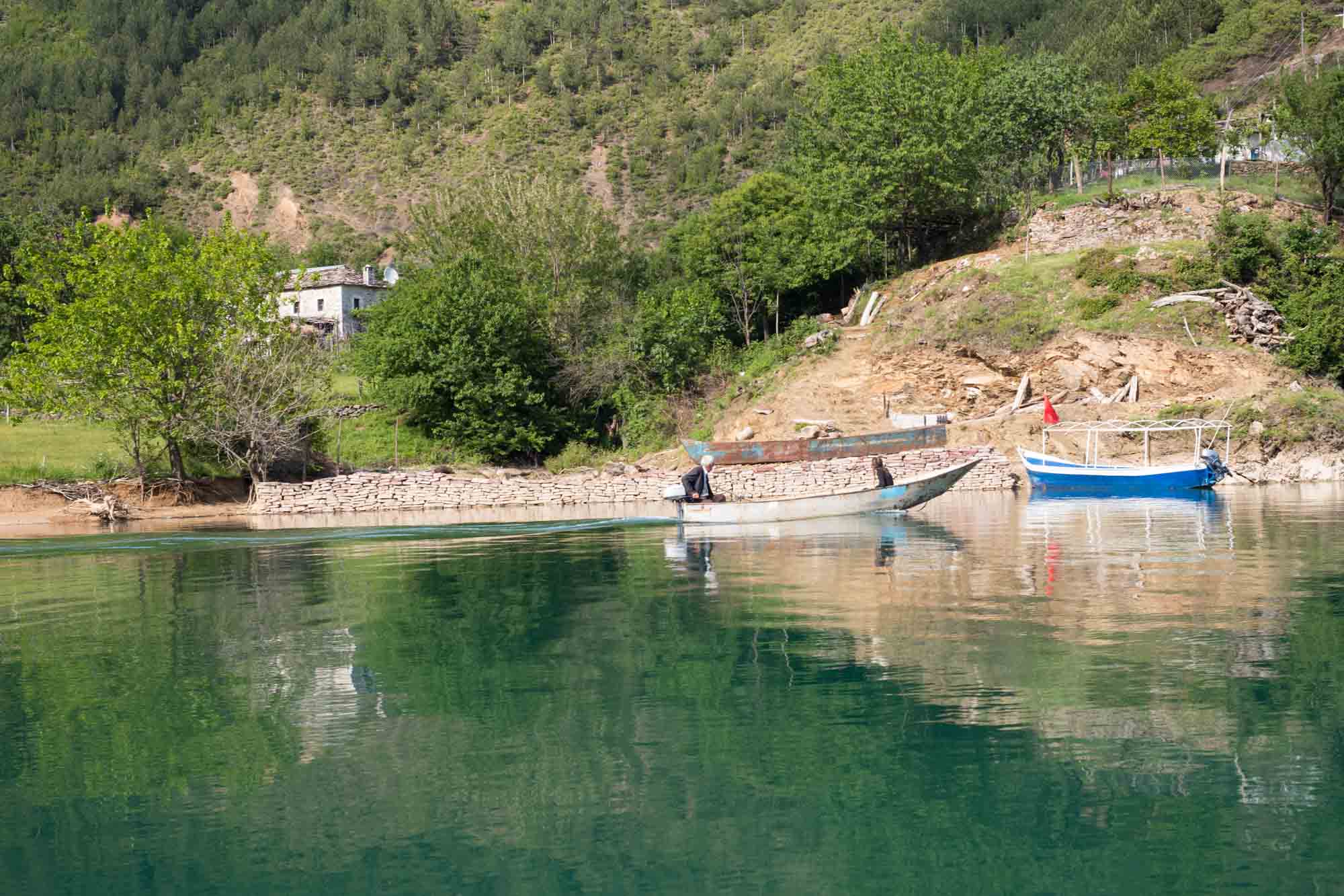 06 Albania 026 L1001544