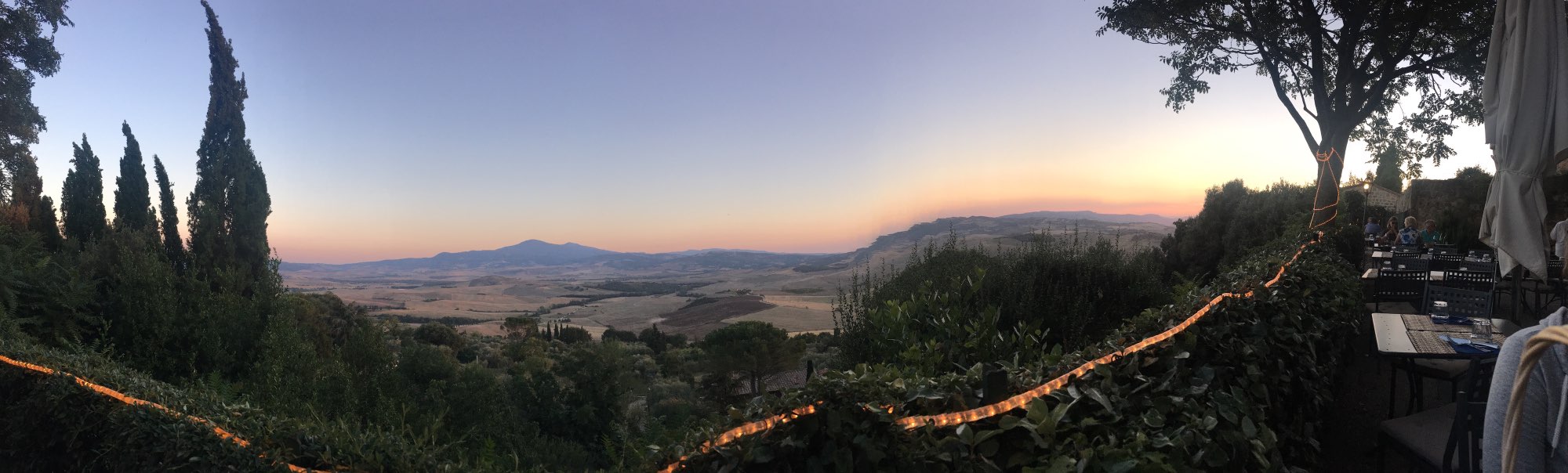 Panorama-Sicht der Terrazza Val d'Orcia