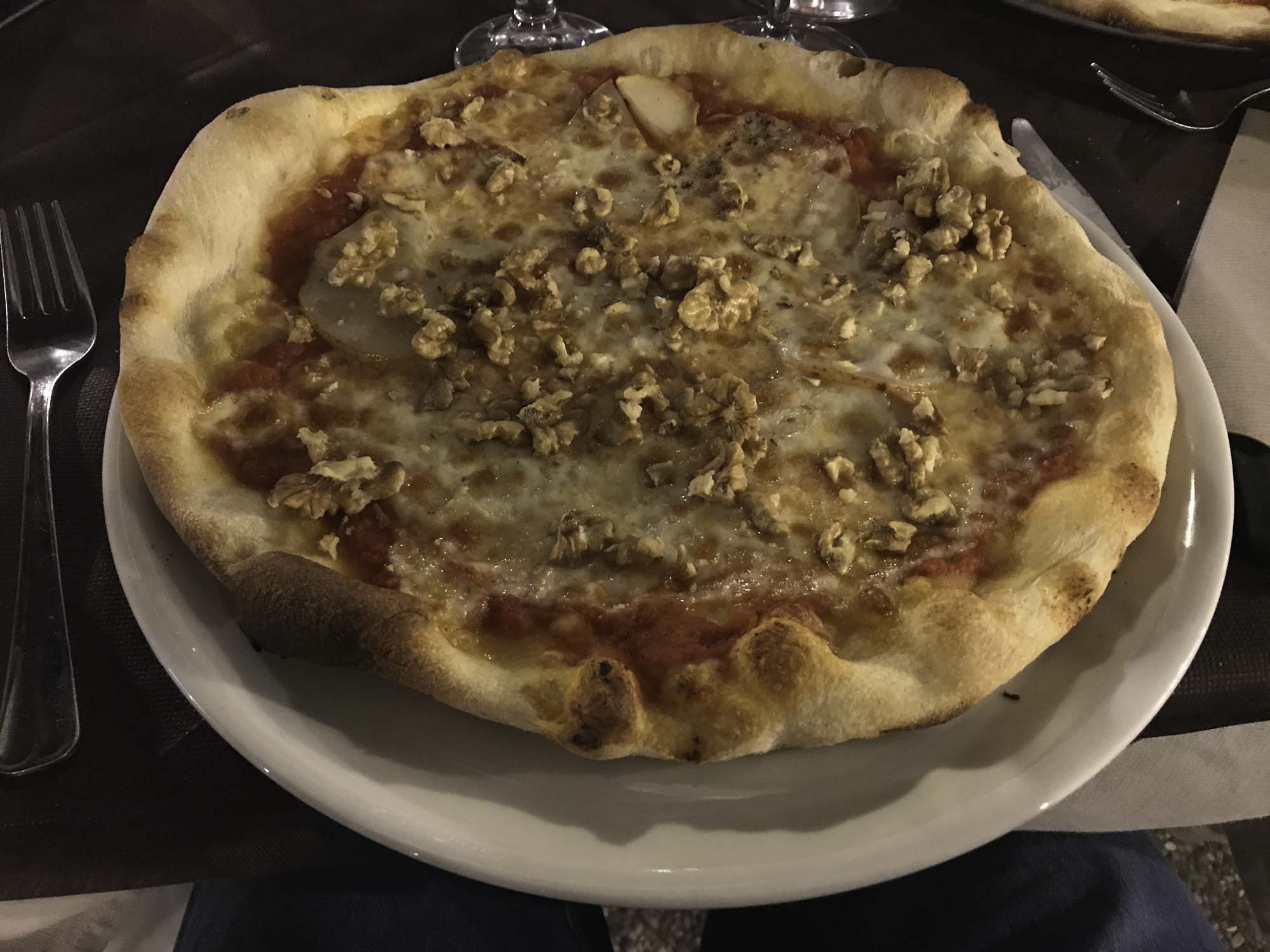 Pizza Pera e Nocchi im Parco delle Rose
