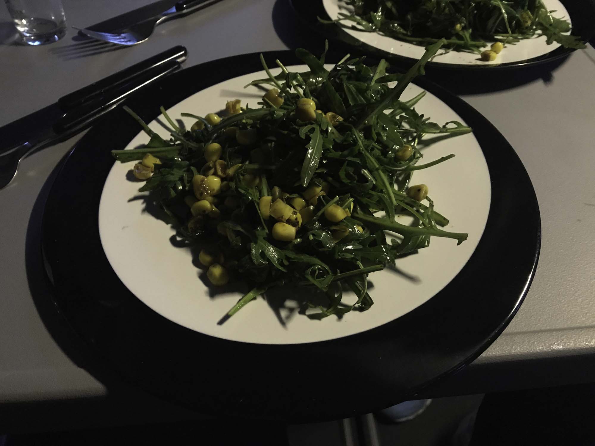 Rucola-Salat mit Mais 